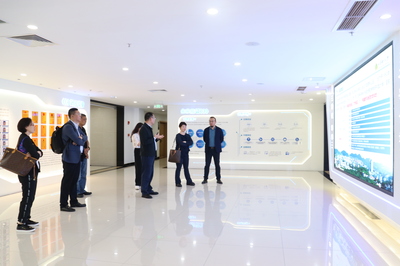 攜手共進，賦能未來 研究生院江南分院與北京信源電子信息技術有限公司深化產教融合交流